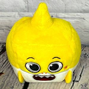 WowWee Pinkfong Baby Shark Official Song Cube Baby Shark, 3 inches